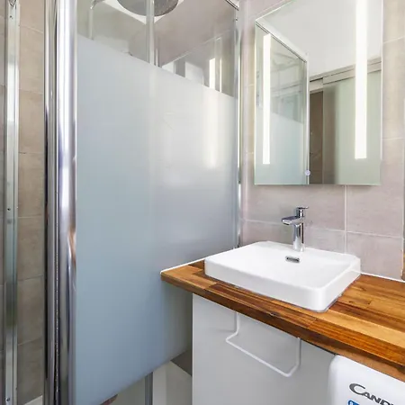 Heimat Apartment *